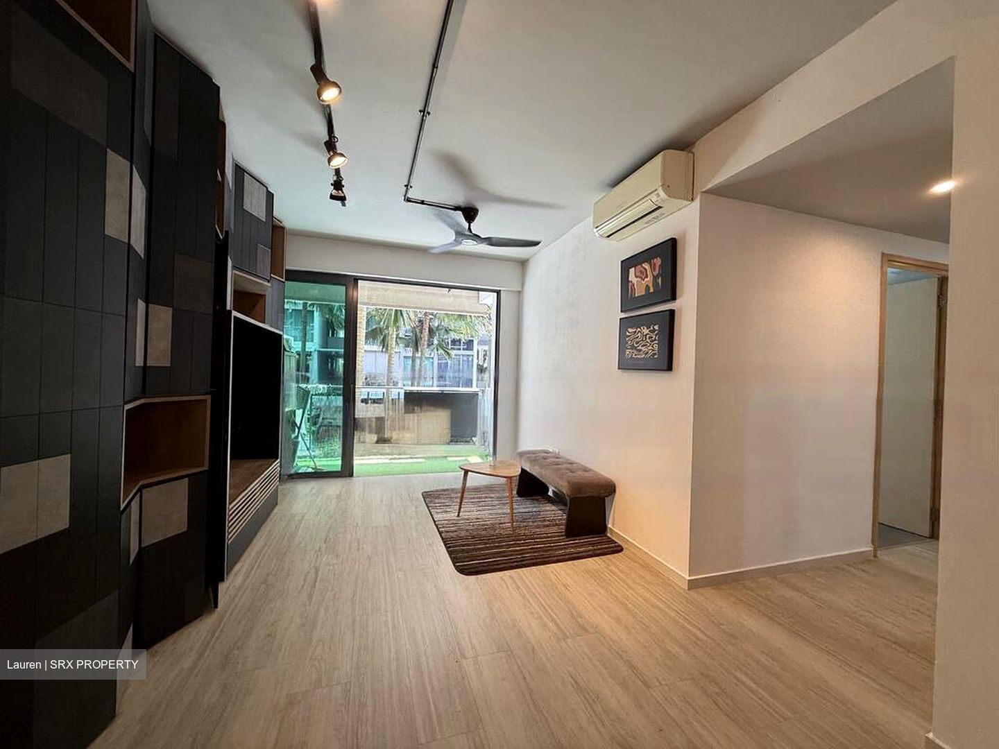 Esparina Residences (D19), Condominium #549923721